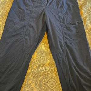Lululemon pants size 8